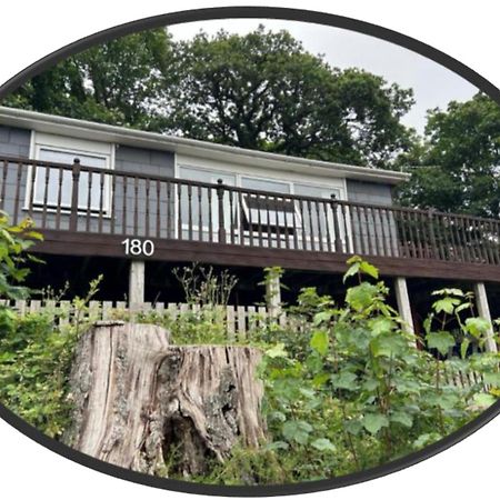 180 River View Cabin Caeathro Екстер'єр фото